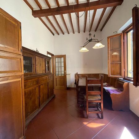 Grande Appartamento In Centro Pontedera Extérieur photo