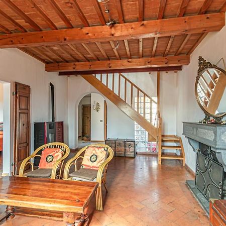 Grande Appartamento In Centro Pontedera Extérieur photo