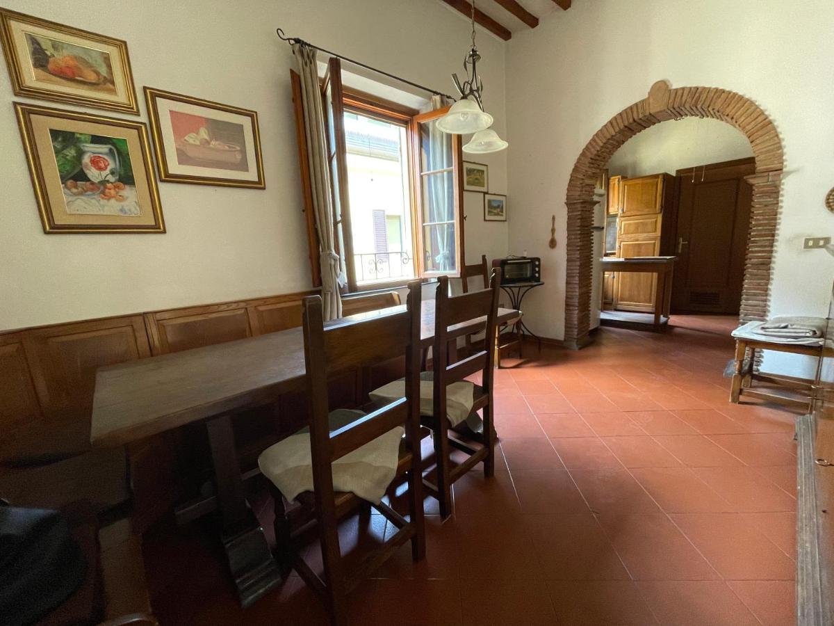 Grande Appartamento In Centro Pontedera Extérieur photo