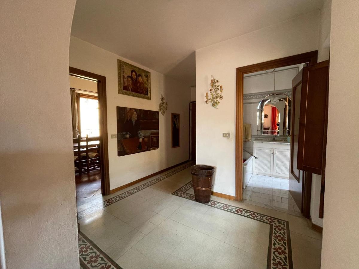Grande Appartamento In Centro Pontedera Extérieur photo