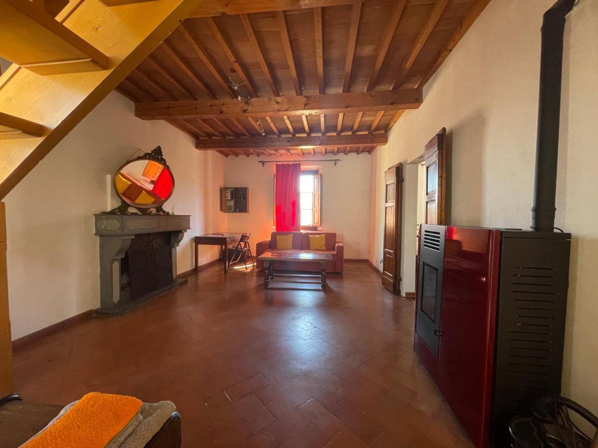 Grande Appartamento In Centro Pontedera Extérieur photo